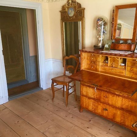 Thorstorps Gard B&B Сёдерчёпинг Экстерьер фото